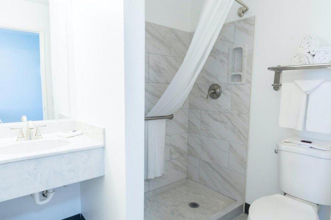 Americas Best Value Inn East Peoria Zewnętrze zdjęcie