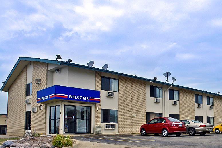 Americas Best Value Inn East Peoria Zewnętrze zdjęcie
