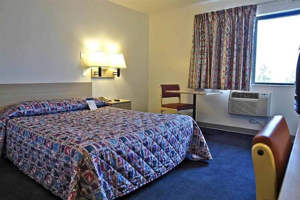 Americas Best Value Inn East Peoria Pokój zdjęcie