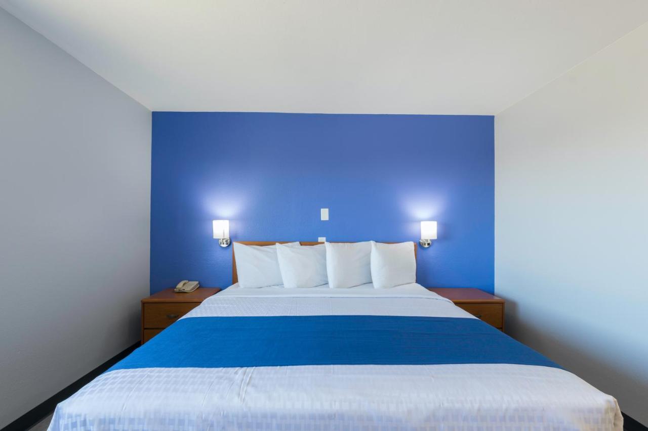 Americas Best Value Inn East Peoria Zewnętrze zdjęcie